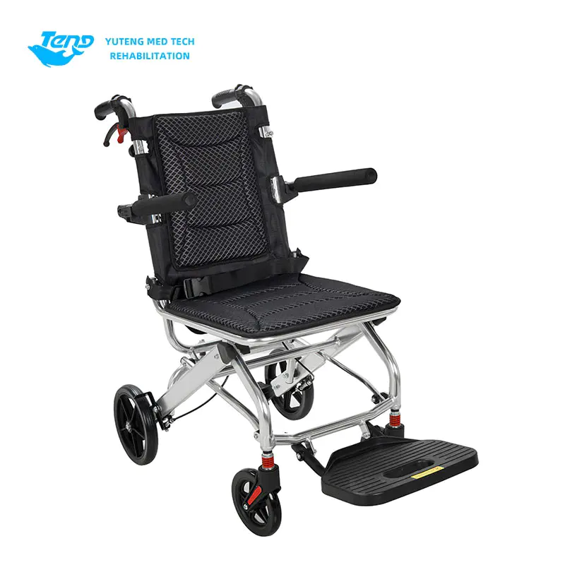 Silla de ruedas liviana plegable